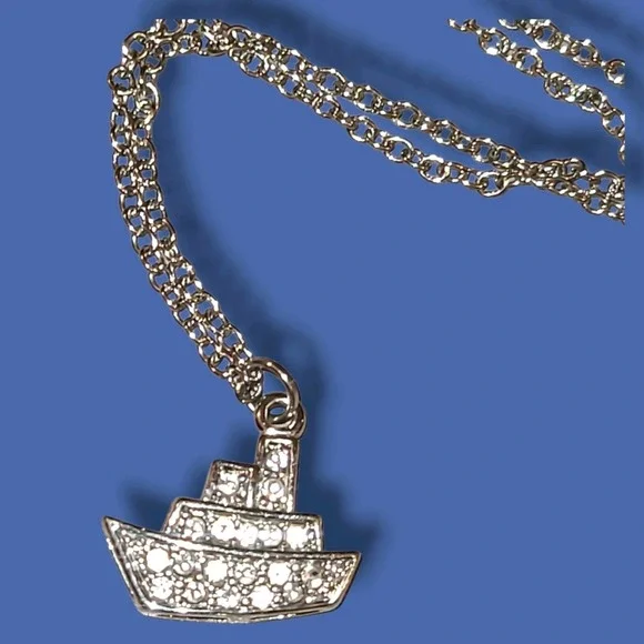 Dainty Silver Rhinestone Boat Charm Pendant Necklace‎ Nautical Cruise Ship Yacht - Picture 4 of 6